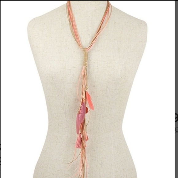 For The Love Of Mercy Jewelry - 《Love Of Mercy》Pink•Goldtone•Feather Strand Lariat